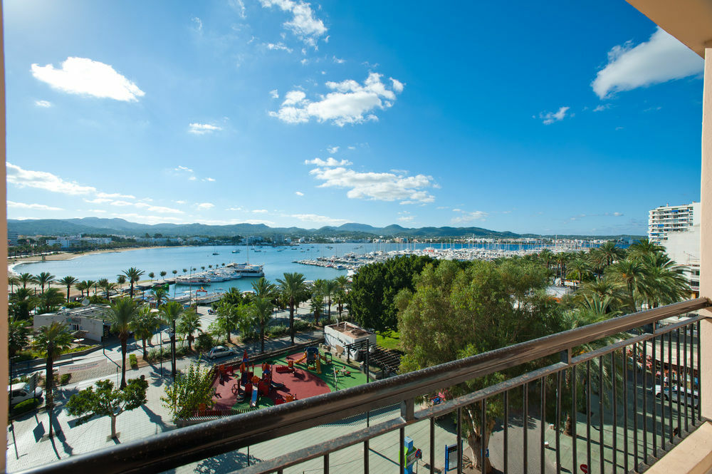 The Red Hotel By Ibiza Feeling - Adults Only Sant Antoni de Portmany Exterior foto