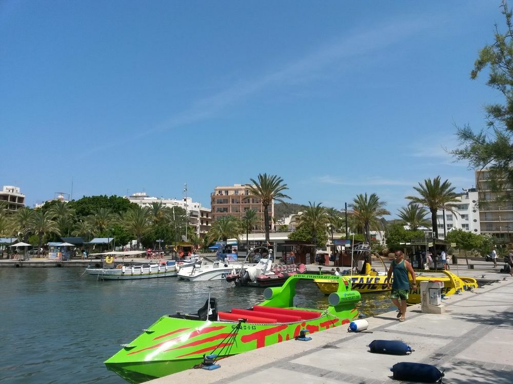 The Red Hotel By Ibiza Feeling - Adults Only Sant Antoni de Portmany Exterior foto