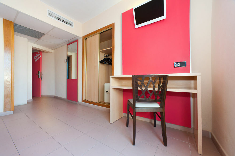The Red Hotel By Ibiza Feeling - Adults Only Sant Antoni de Portmany Exterior foto